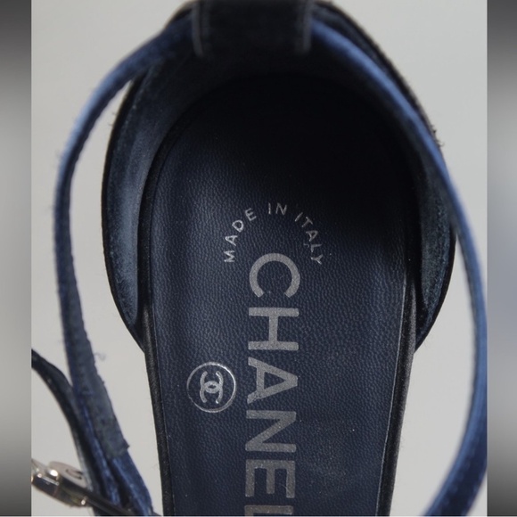 Chanel Navy Satin Crystal Star Embellished T-Strap CC Platform Pumps 37 - Picture 3 of 11